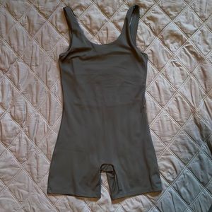 girlfriend collective. bike unitard. size medium.